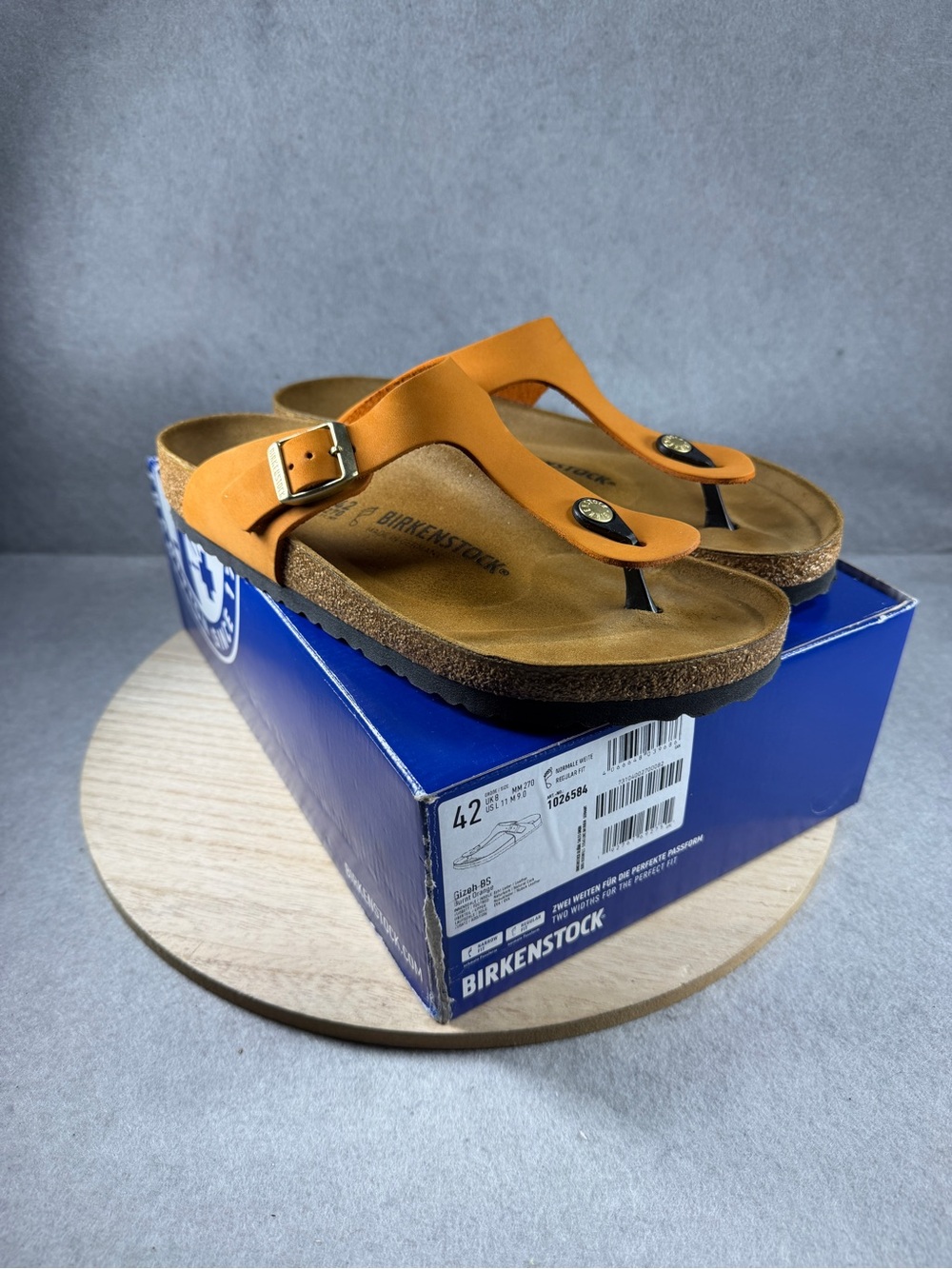 Birkenstock Gizeh Burnt Orange Nubuck Leather Sandals EU 42 US 11 Regular Box